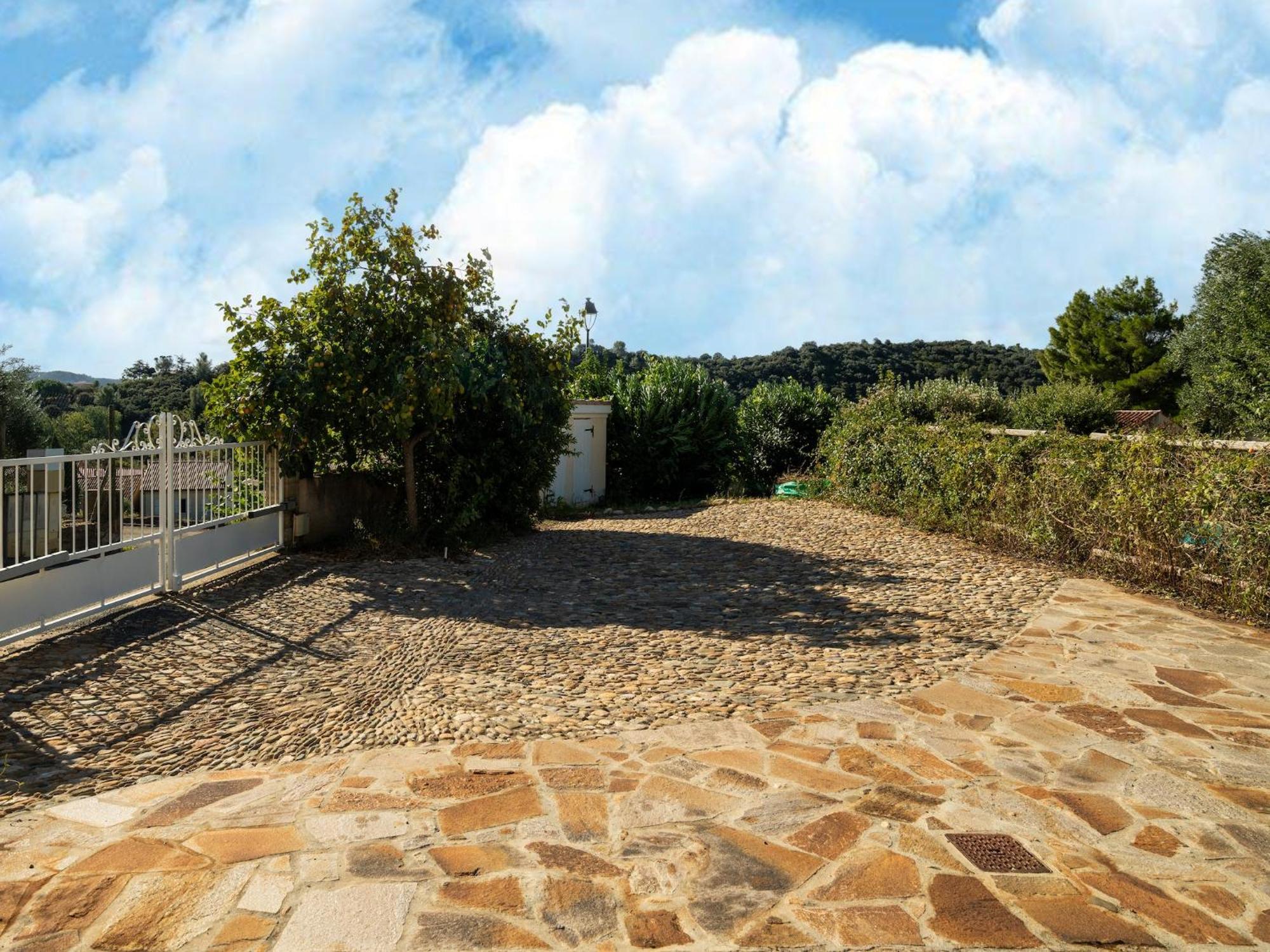 House In The South Of France With Private Pool Villa Roquebrun Exterior photo